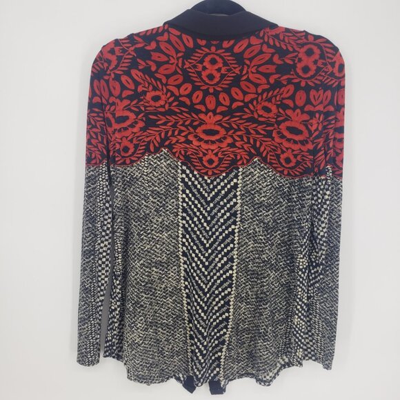 Soft Surroundings Button Down Shirt M Abstract Floral Vine Long Sleeve Red Black - Picture 3 of 7